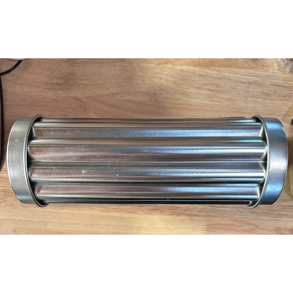 The‎ Pampered Chef Scalloped Bread Tube 1565 Stainless Steel Flower Baking Mold